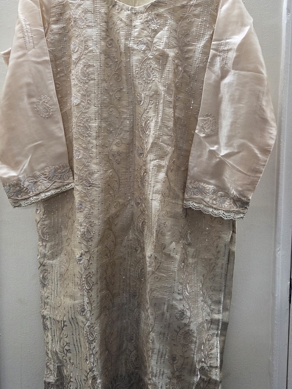 Embroidered Cream Beaded Long Kurta